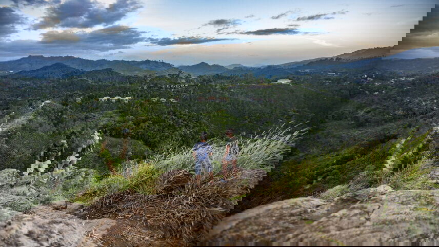 India to Sri Lanka: The Taj Mahal & Beach Bar Crawls