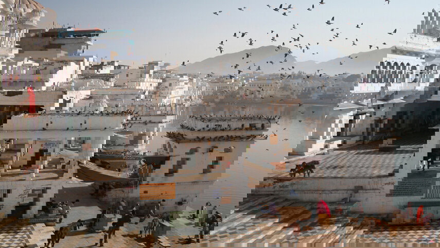 Northern India: Riverside Safaris, Ancient Fortresses & The Taj Mahal