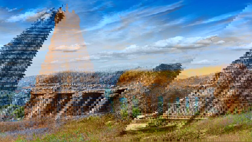 India: Ancient Ruins & Kerala Beaches