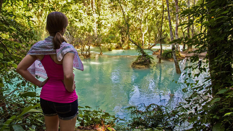 Laos: Sunrises & Street Food