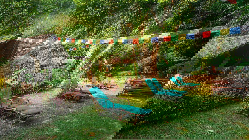 Nepal: Annapurna Hiking, Rafting and Chitwan National Park