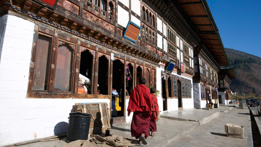 Signature: Himalayan Kingdoms of Nepal & Bhutan
