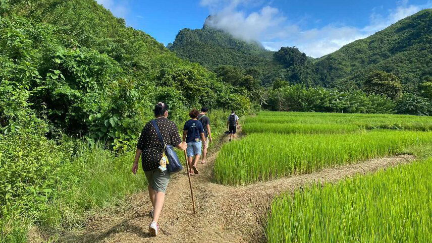 Thailand to Laos: Kanchanaburi, Chiang Rai & Laos Countryside