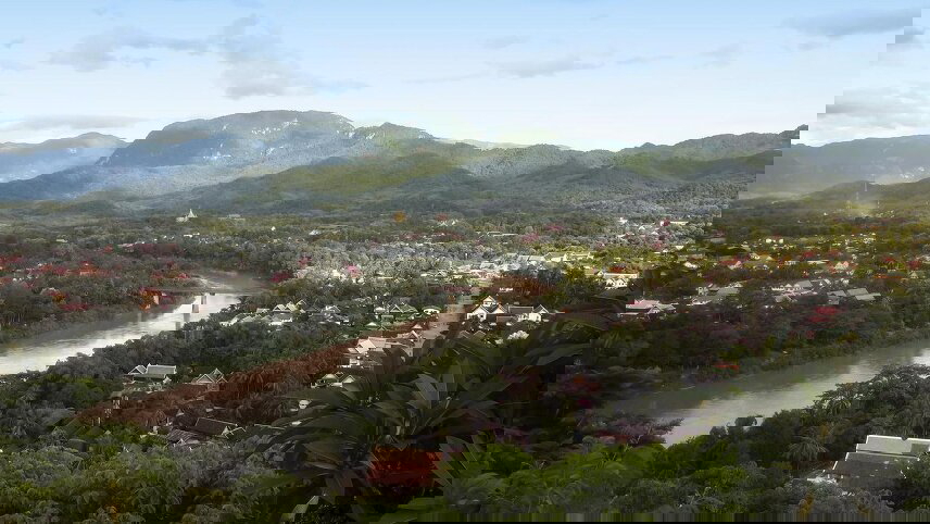 Thailand to Laos: Kanchanaburi, Chiang Rai & Laos Countryside