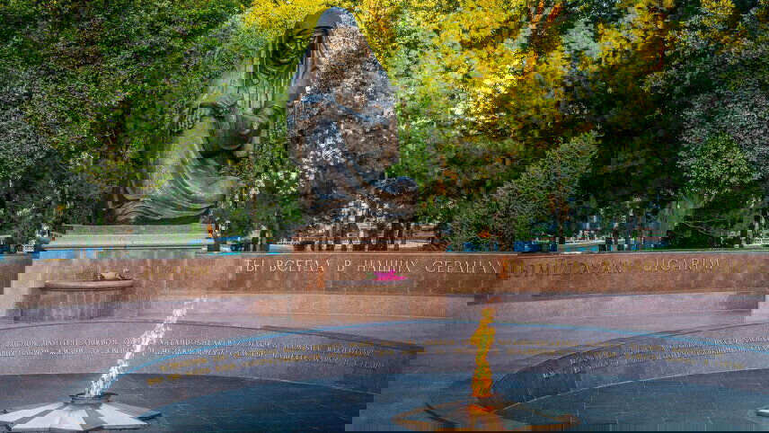 Uzbekistan and Tajikistan: Silk Roads & The Seven Lakes