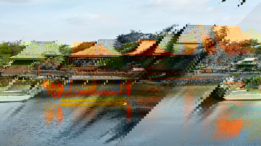 Signature: Vietnam, Laos & the Temples of Cambodia