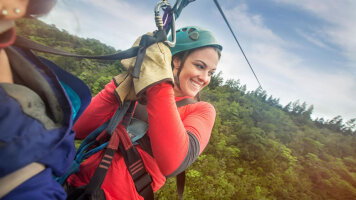 6 Day Costa Rica: Volcanoes, Cloud Forests & Zip-Lines (G Adventures)