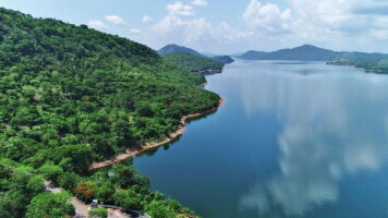 9 Day Ghana Classic Adventure: Cultural Festivals & National Parks (G Adventures)