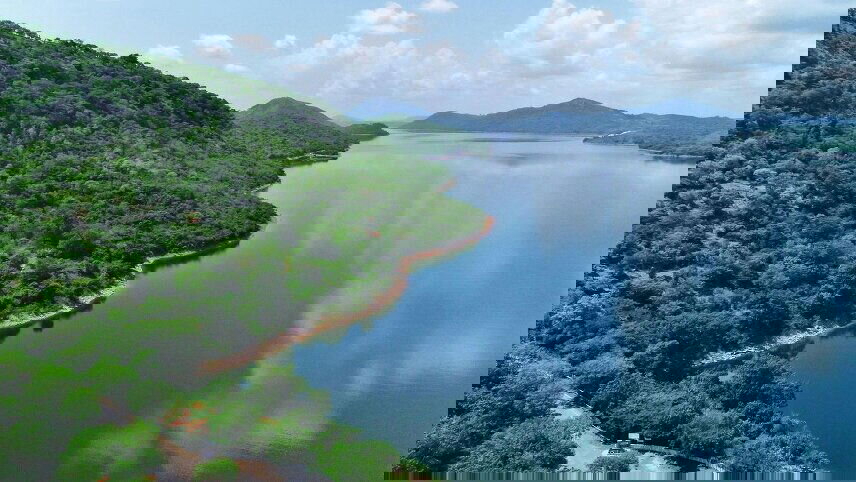 Ghana Classic Adventure: Cultural Festivals & National Parks