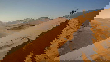 40 Day Serengeti, Falls & Cape Town Overland: Sunsets & Safaris (G Adventures)