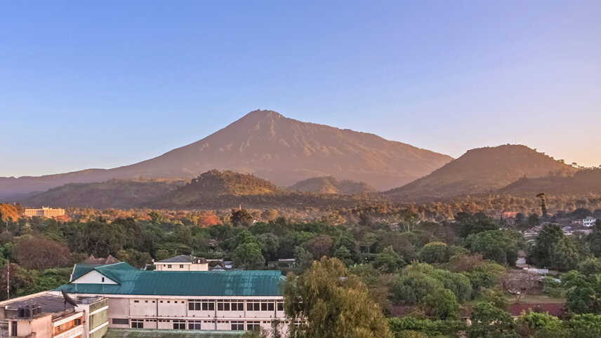 Tanzania: Kilimanjaro's Lemosho Route & Zanzibar Beaches