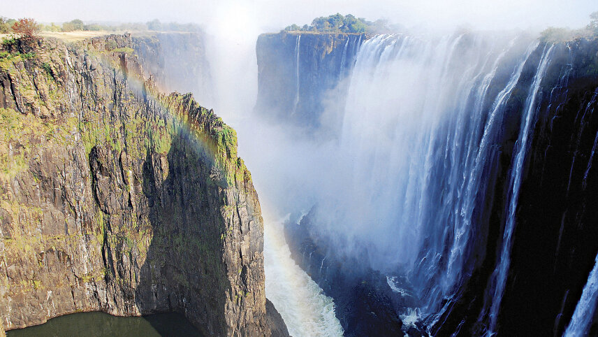 Zimbabwe and Botswana: Chobe, Hwange & the Wildlife of Victoria Falls