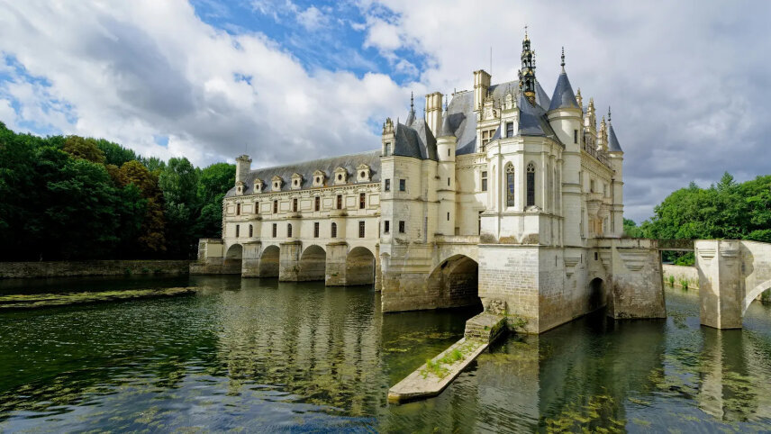 Journeys: Treasures of France from Paris to Toulouse