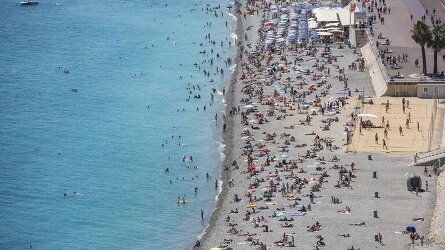 22 Day Paris to the Mediterranean: Coasts & Cafés (G Adventures)