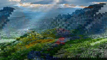 10 Day Signature: Greece’s Ancient History of Athens, Meteora & the Peloponnese (G Adventures)