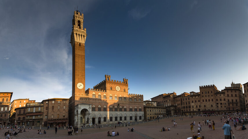 Local Living Italy - Tuscany San Gimignano