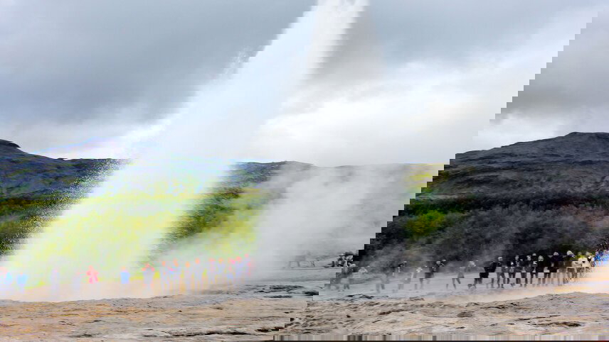 Iceland: Waterfalls, Hot Springs & Hiking Volcanic Landscapes