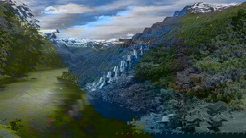 10 Day Signature: Norway's Fjords & Mountain Vistas (G Adventures)