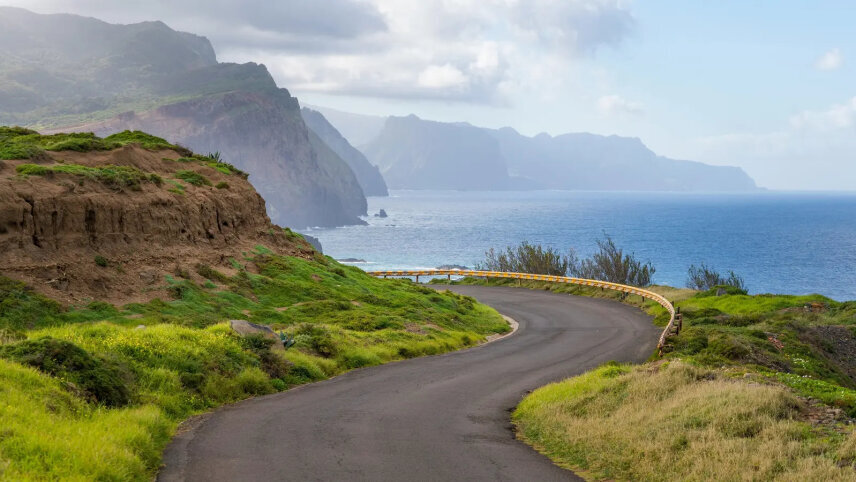 Madeira: Pico do Arieiro, Fanal Forest & Porto Moniz