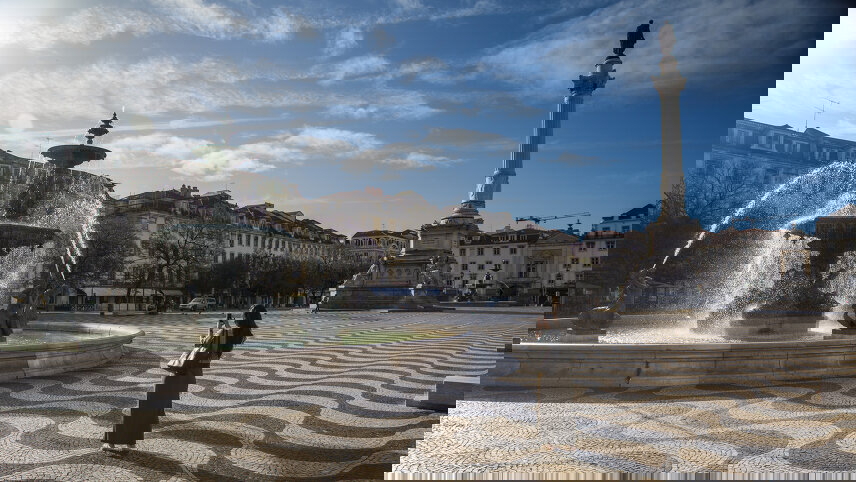 Signature: Portugal's Porto, Douro Valley, & Lisbon