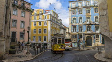8 Day Portugal Family Journey: Porto, Nazare and Lisbon (G Adventures)