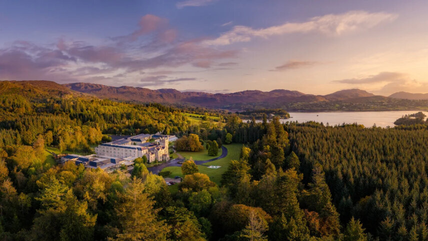 Signature: Ireland's Legendary Landscapes & Cities
