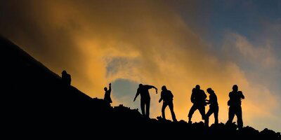 17 Day Volcano Trail: Waves & Local Ways (G Adventures)