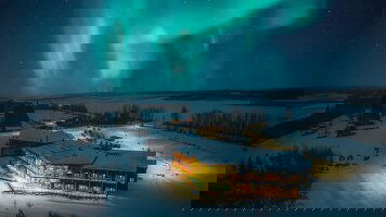 9 Day Canadian Rockies: Northern Lights Winter Explorer (G Adventures)