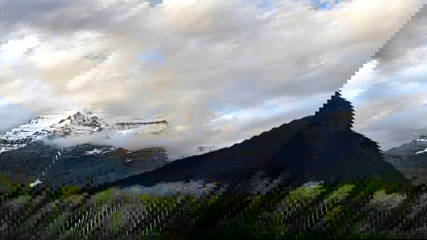 Vancouver Island & Northern Rockies