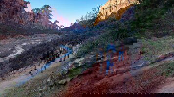 13 Day USA Road Trip — Yosemite, Canyons & Camping (G Adventures)