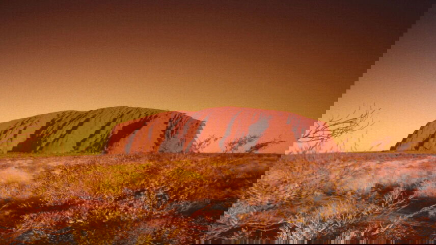 Iconic Australia: Famous Cities & Red Centre Explorer