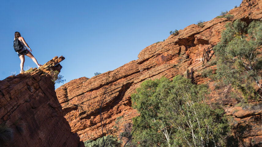 Iconic Australia: Famous Cities & Red Centre Explorer