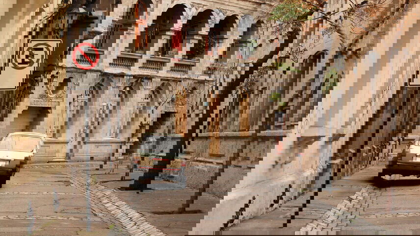 Santiago to Buenos Aires: Volcanos, Valleys & the Lake District