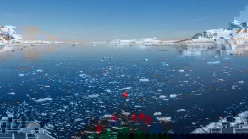 14 Day Quest for the Antarctic Circle (G Adventures)