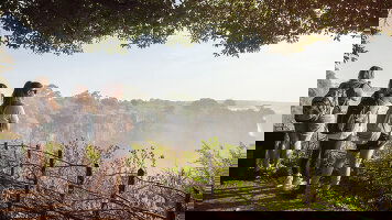 10 Day Journeys: Botswana & Zimbabwe Safari (G Adventures)