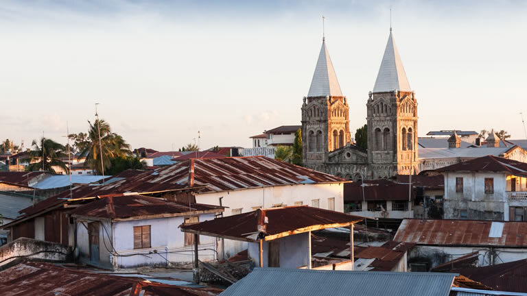 Kenya & Tanzania: the Safari Experience with Zanzibar