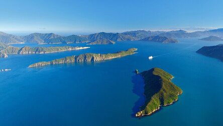 7 Day Discover Marlborough Sounds (Heritage Expeditions)
