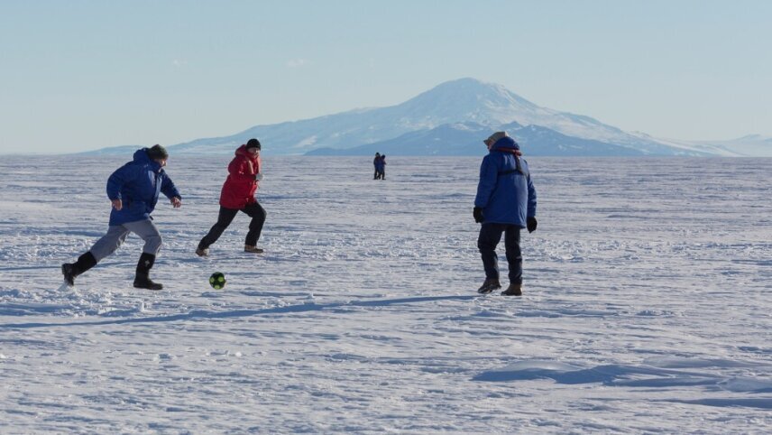 In The Wake Of Scott & Shackleton