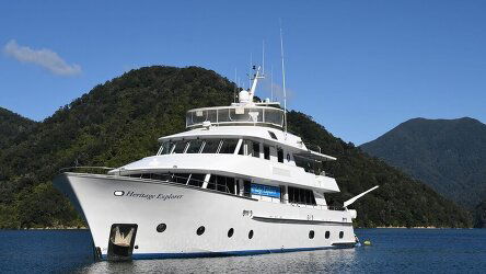 9 Day The Top Of The South (Heritage Expeditions)