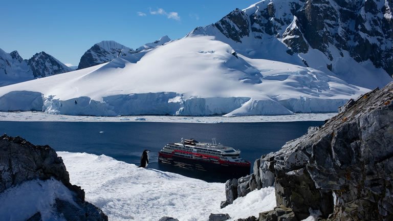 In-depth Antarctica & Patagonia Expedition - Northbound (Flights Included)