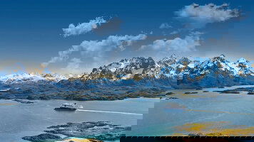 12 Day The Coastal Express – Roundtrip (Hurtigruten)