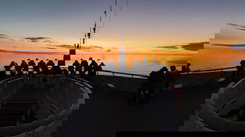 Supreme Viewing Spaces