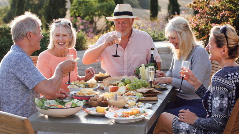 Group of diners, courtesy of Insight Vacations