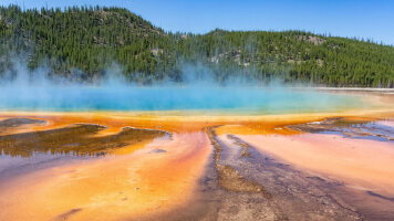 7 Day Yellowstone Discovery (Insight Vacations)