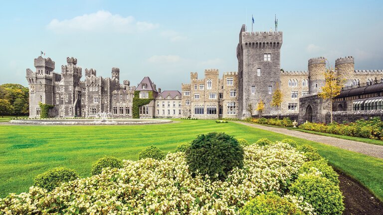 Irish Elegance (Small Group)