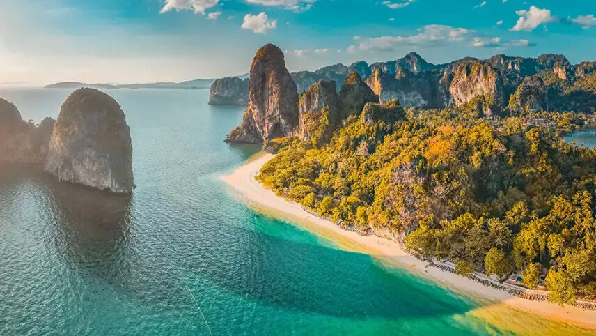Classic Thailand with Phuket (Small Group)