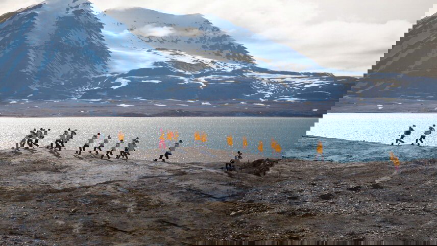 Svalbard Explorer: Best of High Arctic Norway in Depth