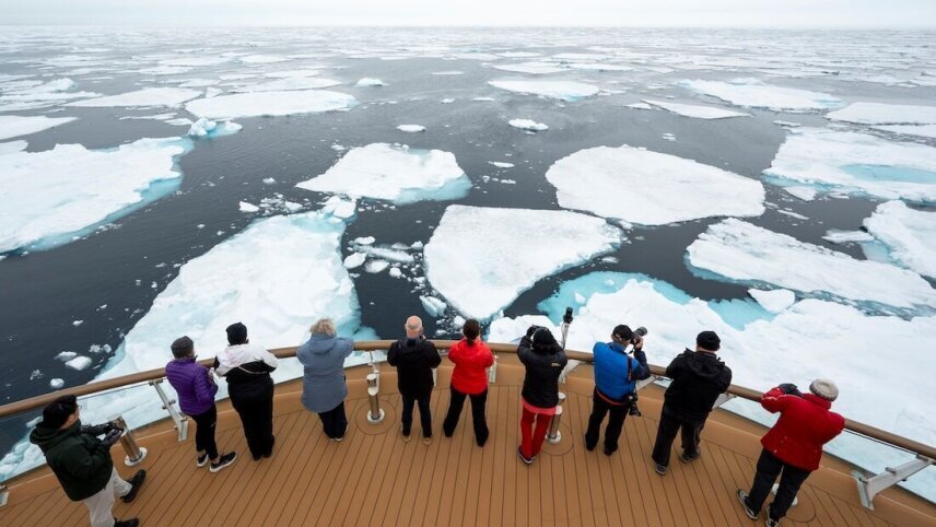 Svalbard: North to the Midnight Sun (Ocean Albatros)