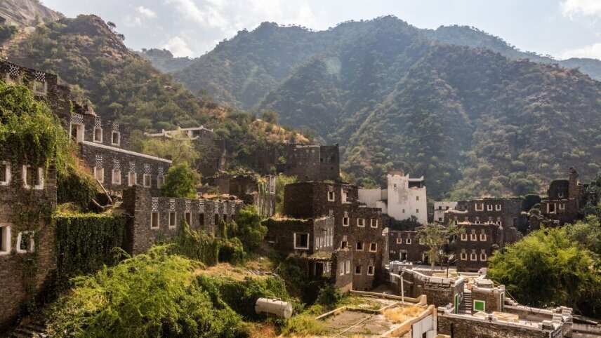 Best of Saudi Arabia: Riyadh to Asir