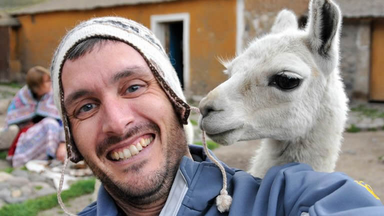 Peru Encompassed